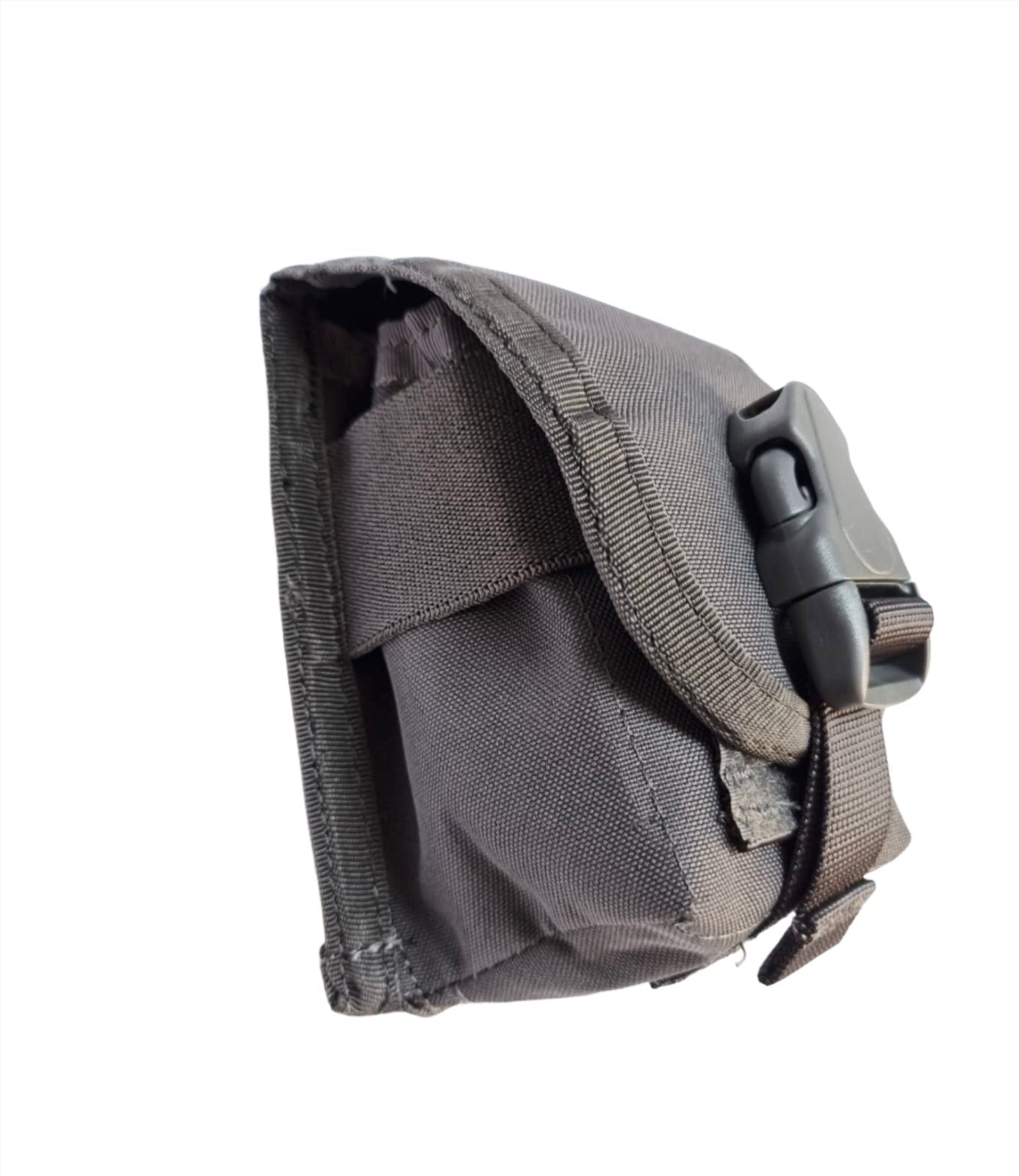SHE-1035 Smoke Grenade Pouch GREY